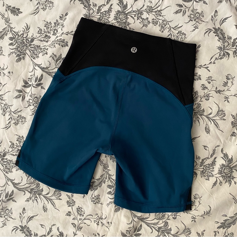 Lululemon Train Times Short Size 4